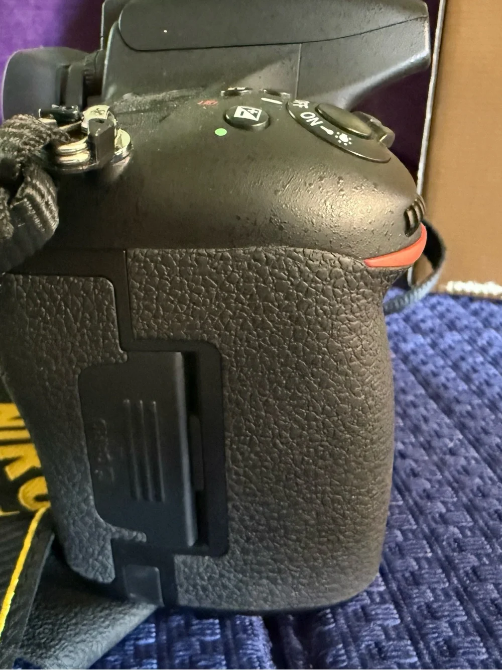 Nikon D750 Full-Frame DSLR Body in Black